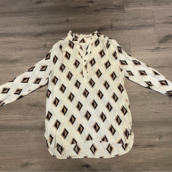 All clothes are from my aunt. I have no information regarding the original price - Picture 4 of 4